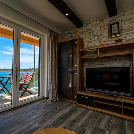 Apartment Magnolia - Kamelia By Interhome Mali Losinj