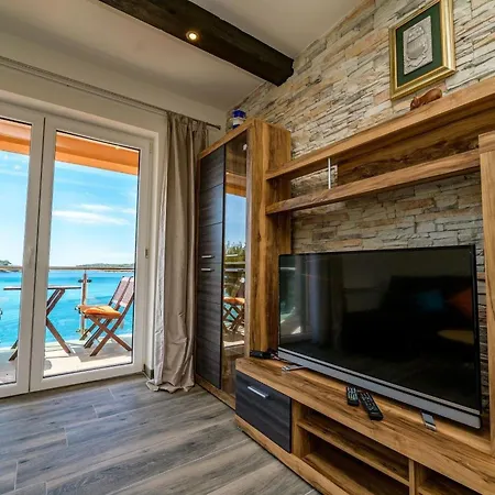Magnolia - Kamelia By Interhome Apartment Mali Losinj