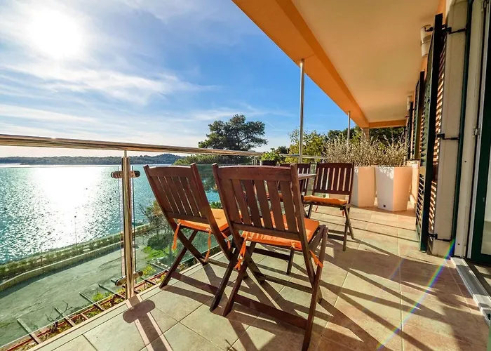 Magnolia - Kamelia By Interhome *