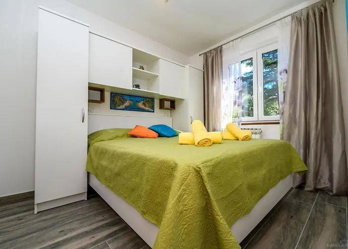 Magnolia - Kamelia By Interhome Mali Lošinj